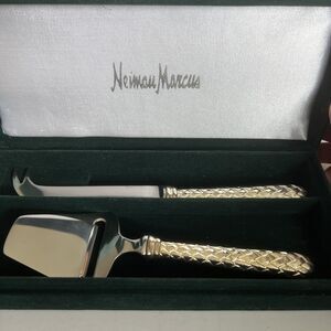 Neiman Marcus Equestrian Braid Cheese Knife Set of 2 Silver tone New Open Box